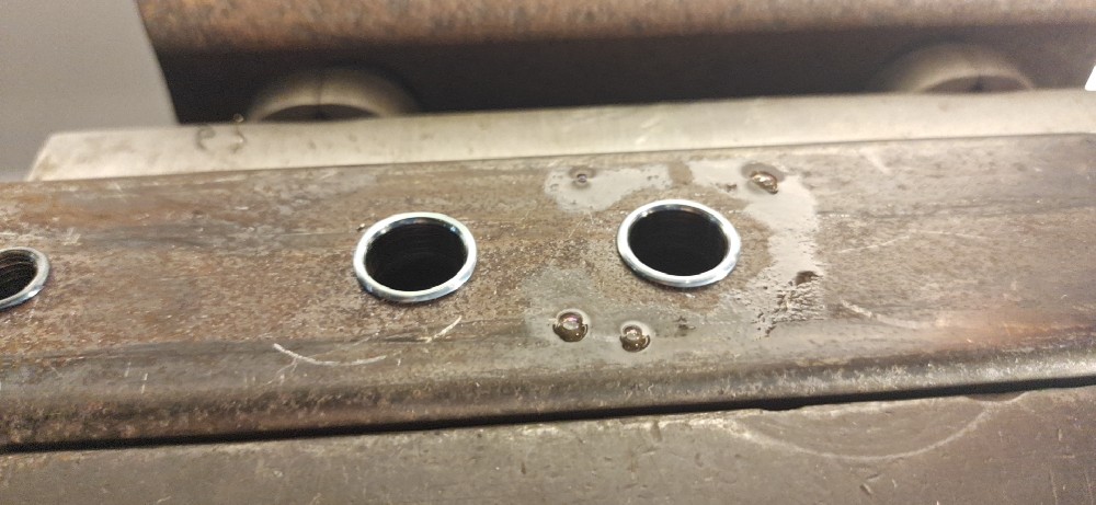 热熔钻孔图片展示-圆口效果展示