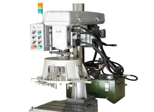 自动钻孔机平时在操作的时候要注意哪些问题